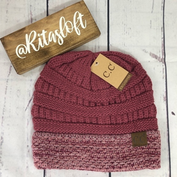 Accessories - CC Beanie Multi-tone Boucle‎ Cuffed Hat - Dark Rose